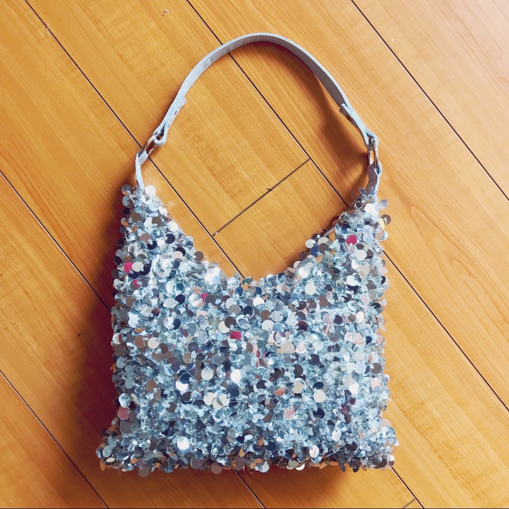 Sequin party purse! 🎉🍾🥂